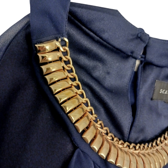 SCARLETT Cocktail Dress Sz 16 NAVY BLUE  GOLD CHAIN Neckline Sleeveless Keyhole - Picture 7 of 16